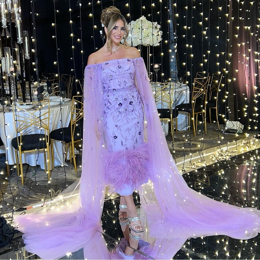 LAVENDER FEATHER BEADED GOWN! Size 4/6